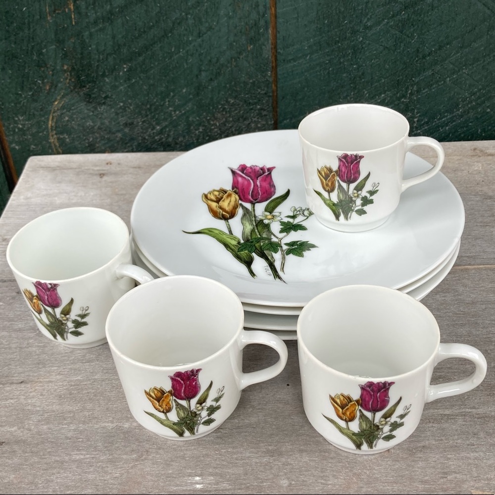 Vintage | JSC set of 4 “Flower Garden” Tulip Snack Sets